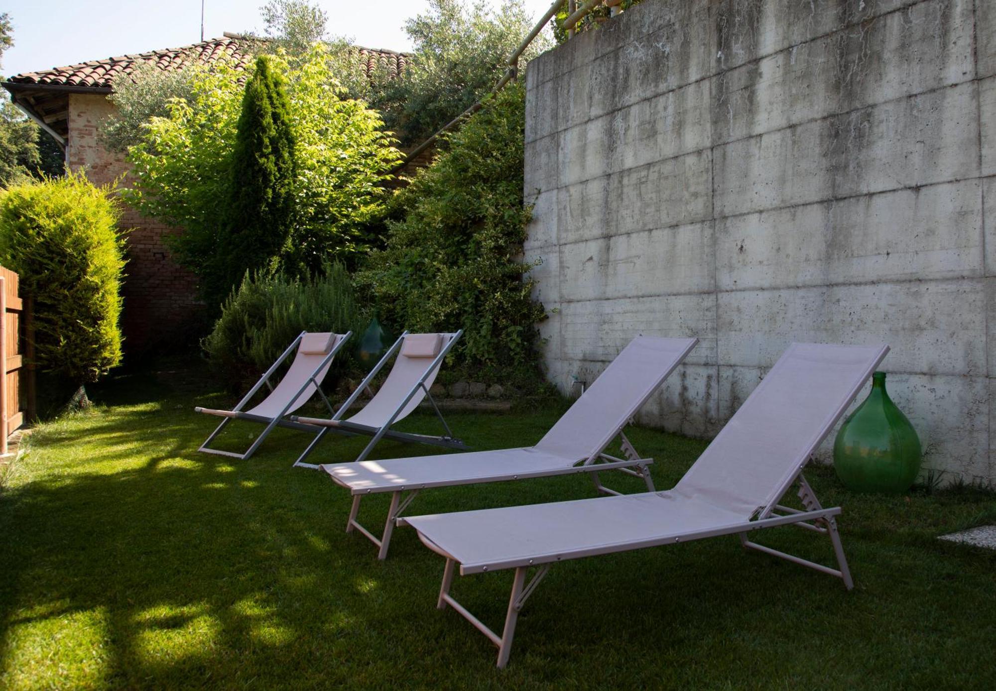 Casa Graziella- Appartamenti Vacanze Portacomaro Eksteriør bilde