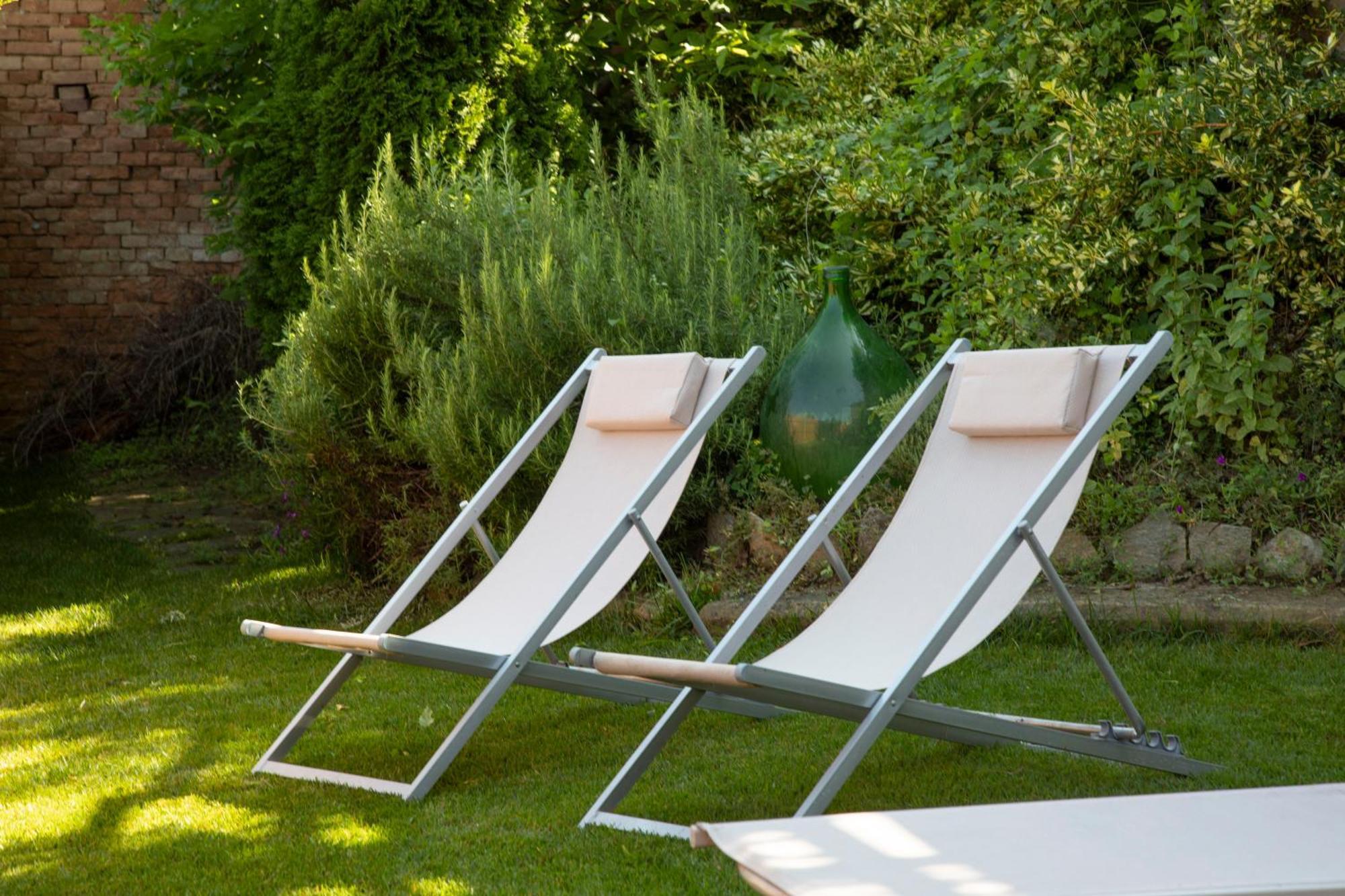 Casa Graziella- Appartamenti Vacanze Portacomaro Eksteriør bilde
